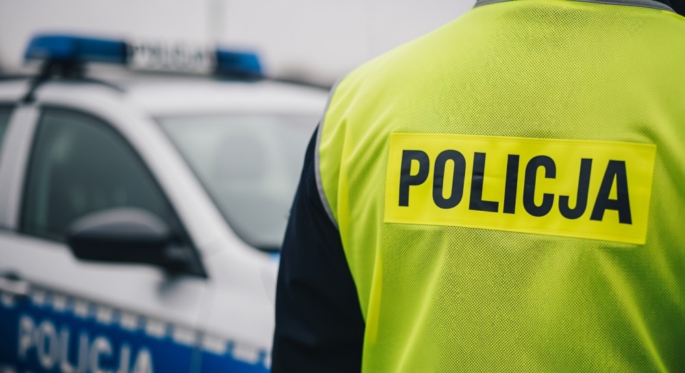 Kierowca Citroena w opałach: bez prawa jazdy, poszukiwany i bez OC