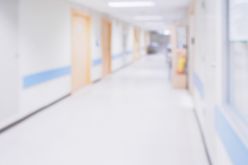 Bezpieczny senior: Jak rozpoznać oszustwa i dbać o swoje finanse w Klubie Iskierka