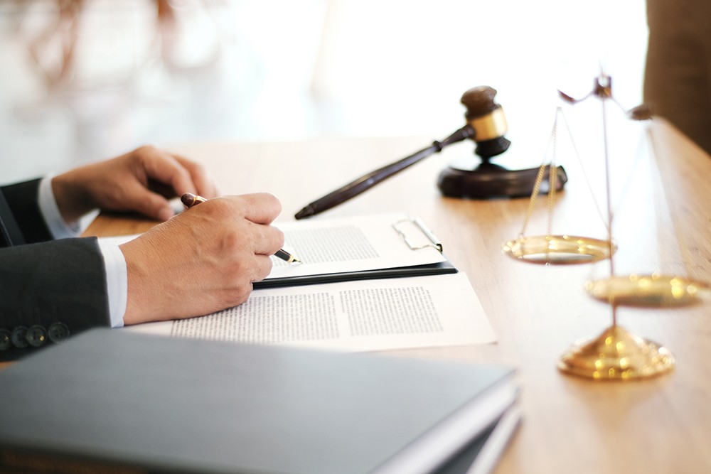 Bezpłatna pomoc prawna w Orzeszu – sprawdź dyżury radców!