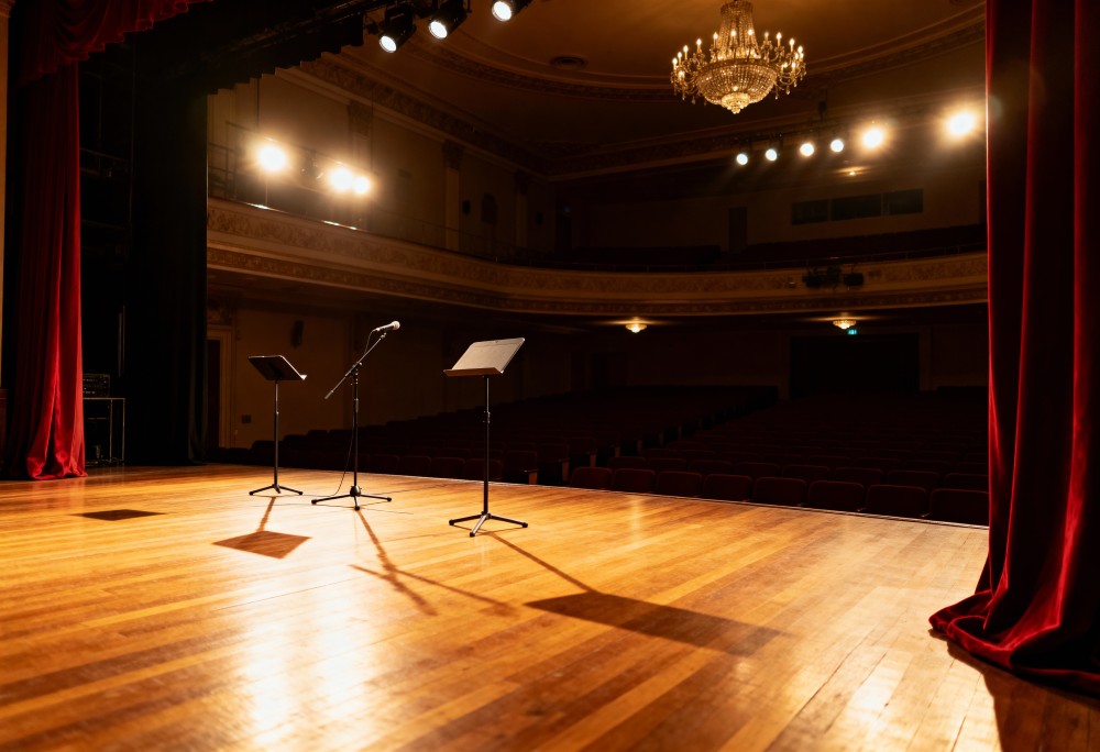 Rodzinna Teatralna Niedziela z Kubusiem: odkryj świat emocji i kreatywności!