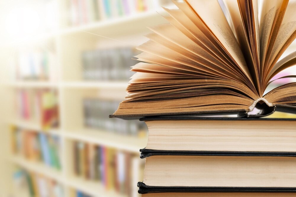 Sztuka w bibliotece: Miłosz Nosiadek zachwycił gości wernisażu